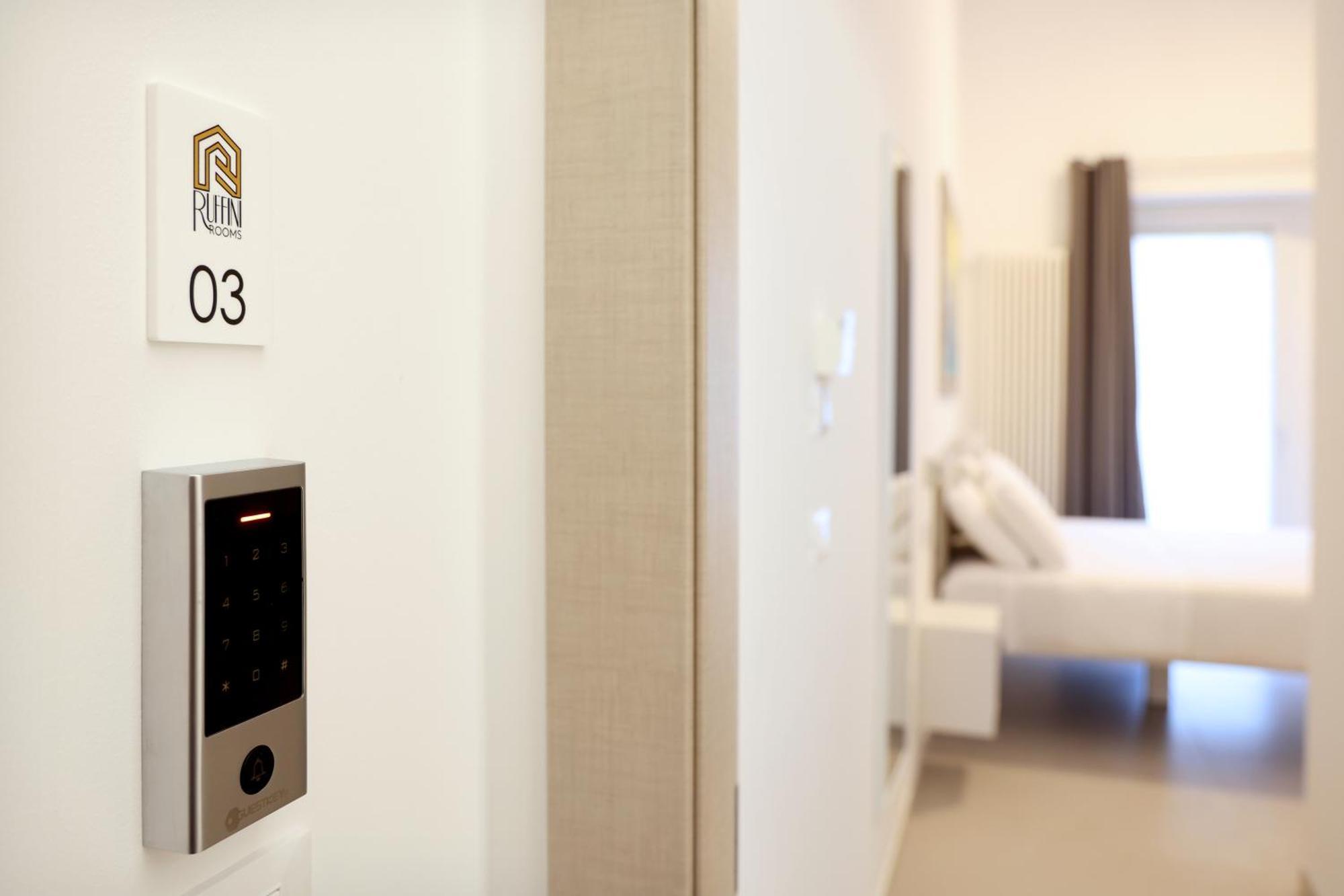 Ruffini Rooms Термоли Екстериор снимка