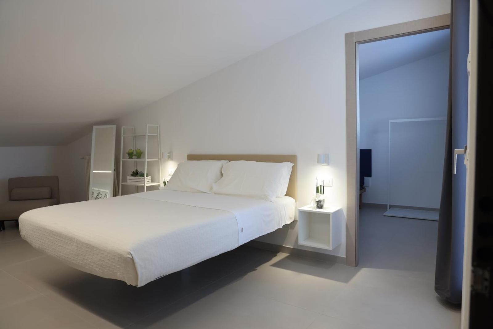 Ruffini Rooms Термоли Екстериор снимка
