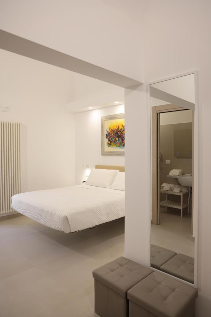 Ruffini Rooms Термоли Екстериор снимка
